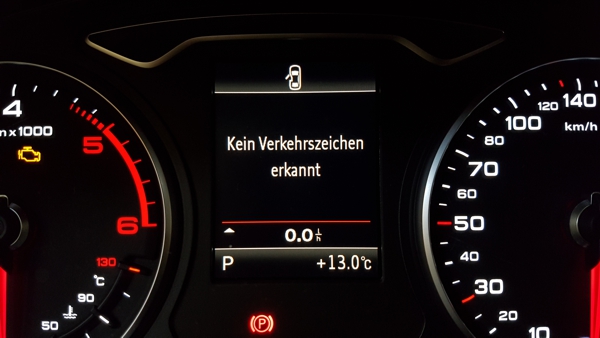 A3 8V Verkehrszeichenerkennung