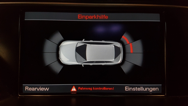 A4 B8 Einparkhilfe optische Darstellung 1