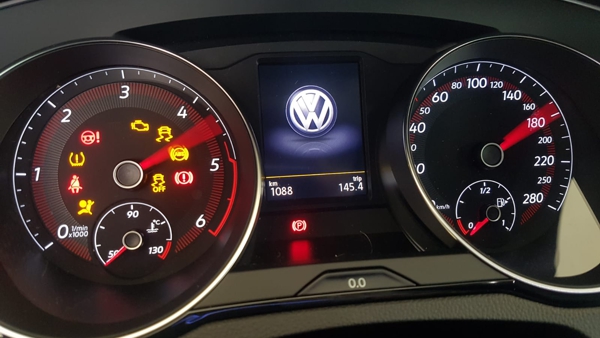 VW Golf 7 Abbiegelicht über Nebelscheinwerfer - Carat-Garage