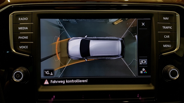 Passat B8 Einparkhilfe optische Darstellung