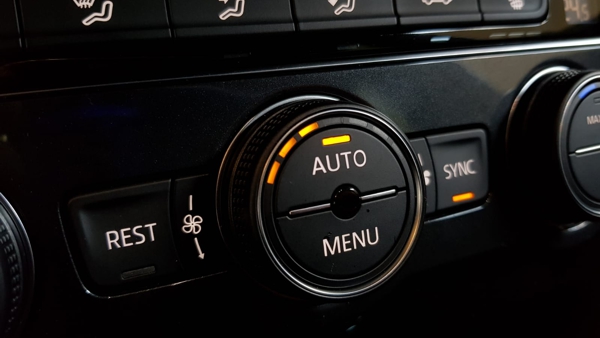 VW Tiguan II AD Lftungsstatus im Auto Modus