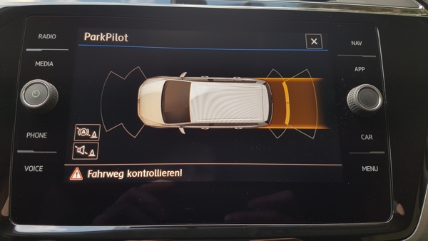 Touran II 5T Einparkhilfe optische Darstellung