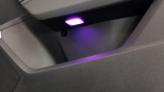 Audi_A6_C8_4K_LED_Ablagefachbeleuchtung_mehrfarbig_RGB_violette4