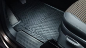 Amarok_Allwetter_Gummi_Fussmatten_2H1061502_82V_2H1061500A_82V6