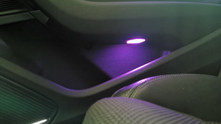 Audi_A4_B9_8W_A5_F5_Ablagefachbeleuchtung6