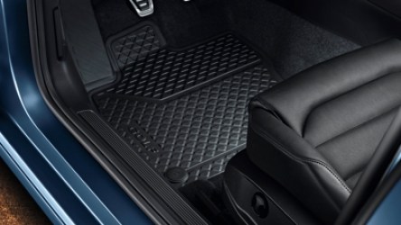 VW_Golf_7_5G1061500A_Allwetter_Gummi_Fussmatte